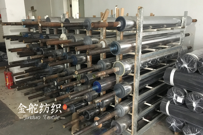 麂皮绒压胶加工使用的花辊