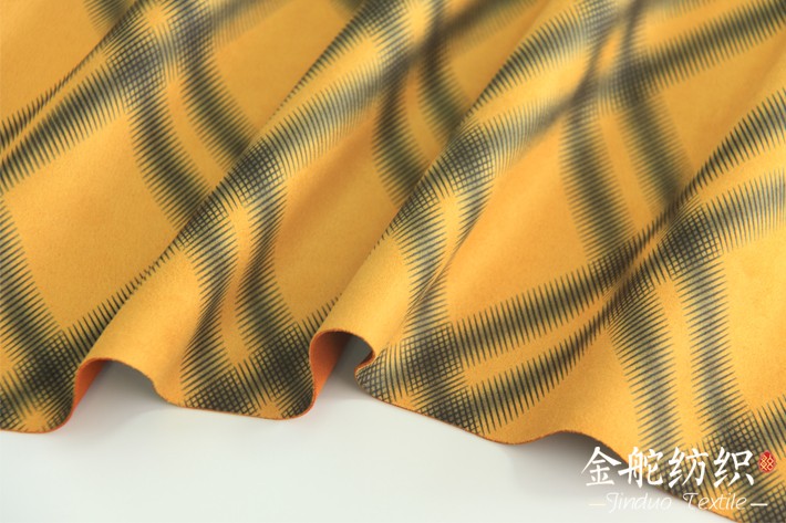 姜黄色印花麂皮绒细节图