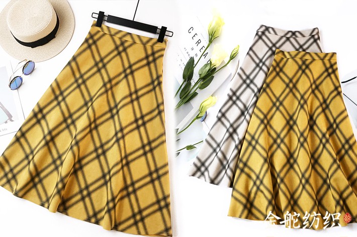 印花麂皮绒女装A字裙成品 印花麂皮绒女装A字裙成品