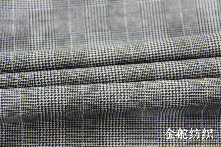 印花千鸟格麂皮绒细节图 印花千鸟格麂皮绒细节图