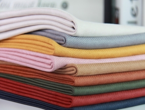 斜纹烫金空气层麂皮绒