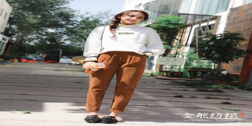 灯芯绒哈伦裤，这个春季穿它正当时！